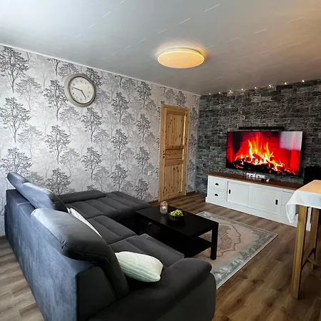 Apartment Green- Guest Apartment- Tapa