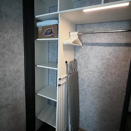 Green- Guest Apartment- *