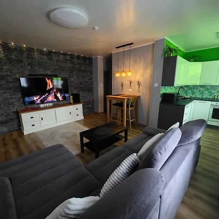 Green- Guest Apartment-
